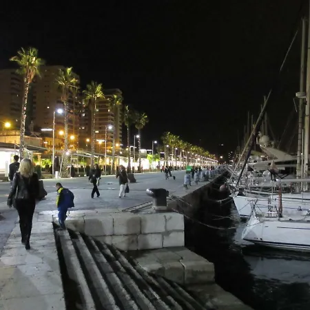 Apartamento Playa Malagueta-canovas, 8 Personas Málaga