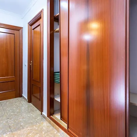 Playa Malagueta-canovas, 8 Personas Apartamento *