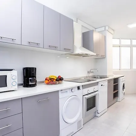 Playa Malagueta-canovas, 8 Personas Apartamento Málaga